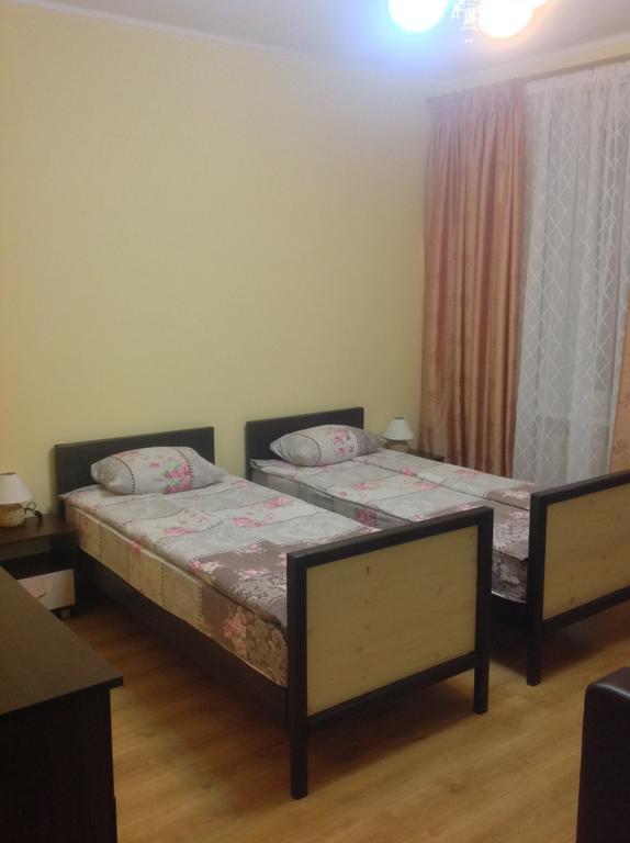 Guesthouse Yanka Minsk Esterno foto